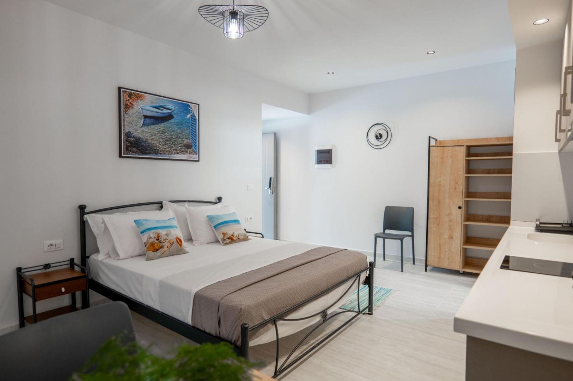 Aleksandra Apartments Sarandë Esterno foto