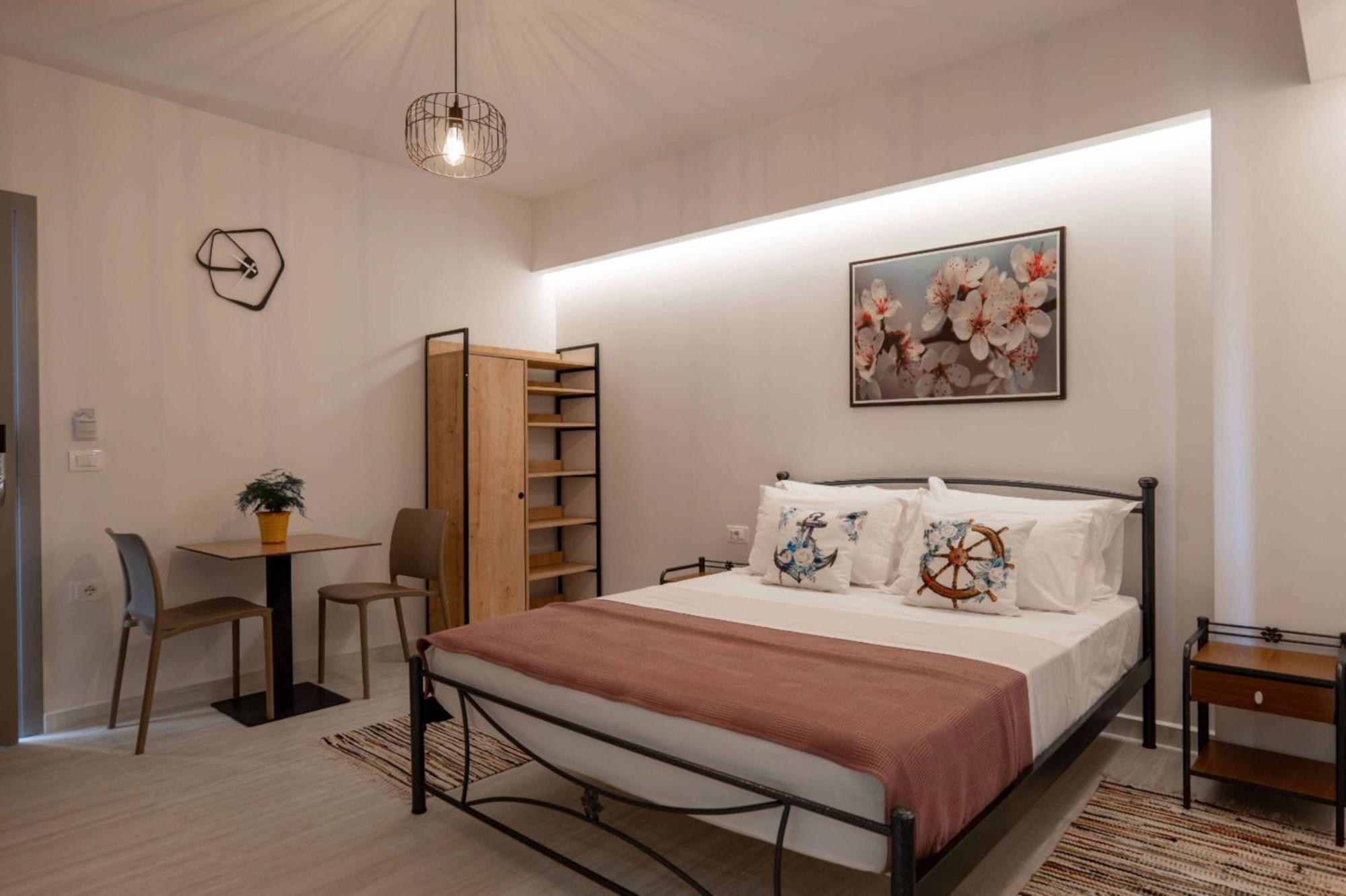 Aleksandra Apartments Sarandë Esterno foto