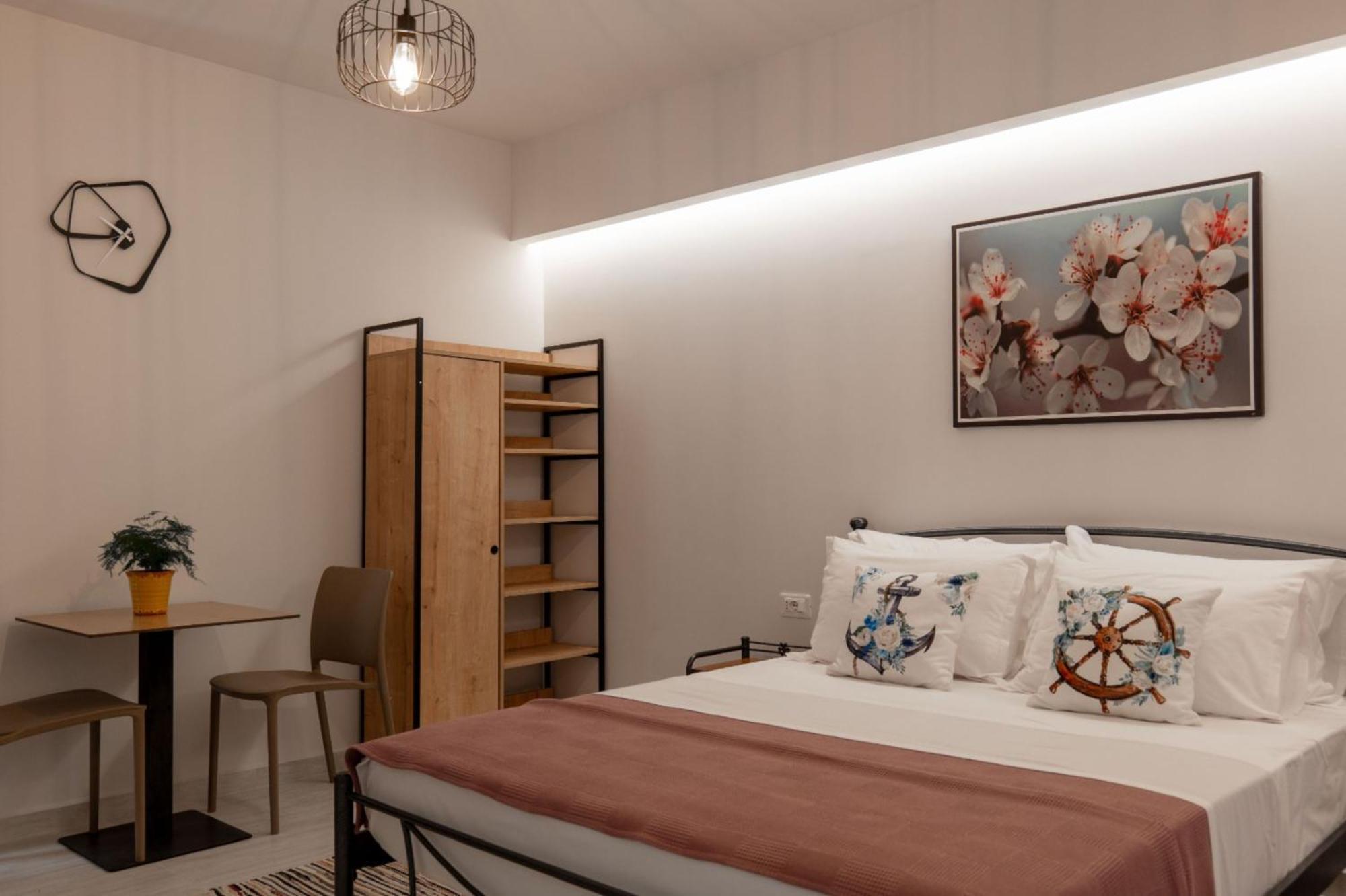 Aleksandra Apartments Sarandë Esterno foto