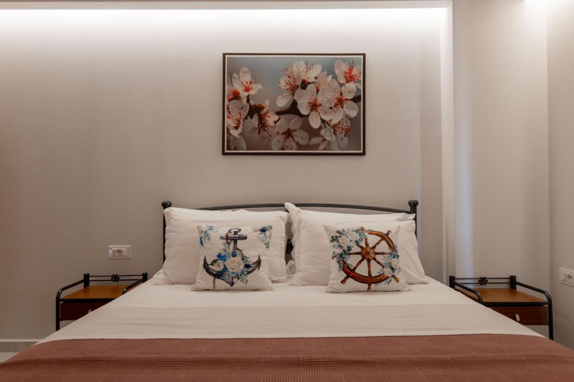 Aleksandra Apartments Sarandë Esterno foto